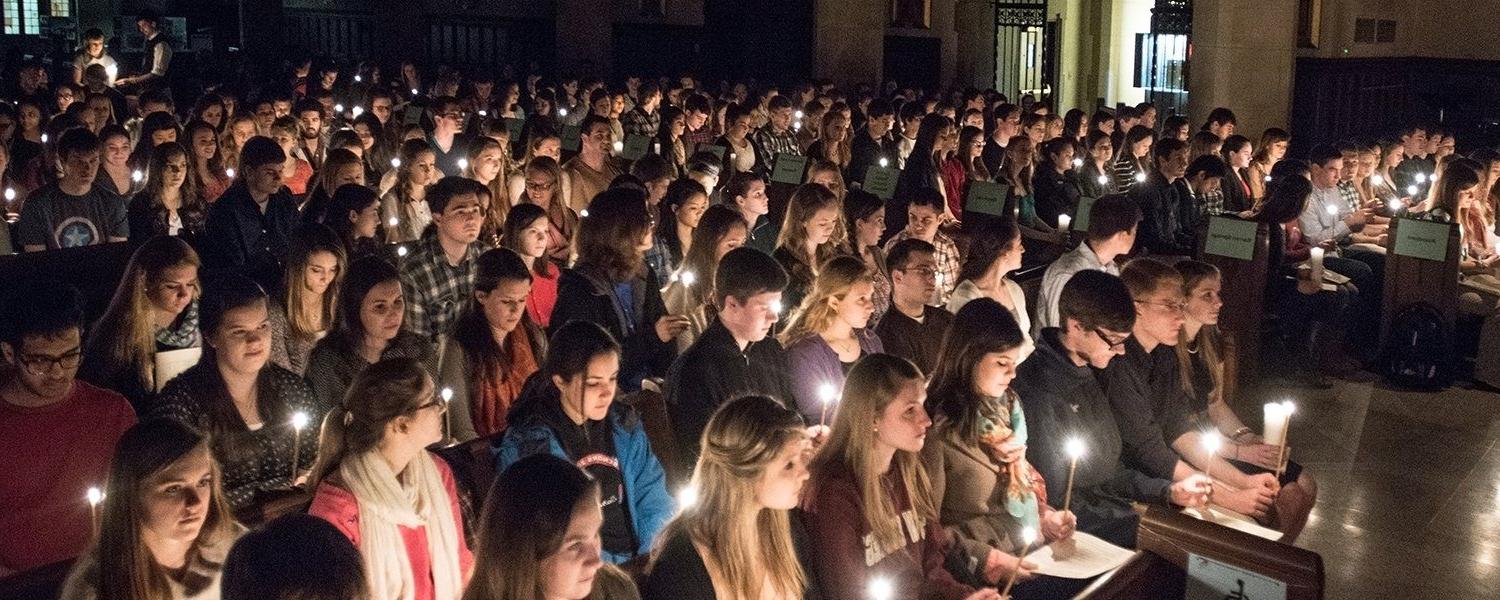 Community candlelight mass